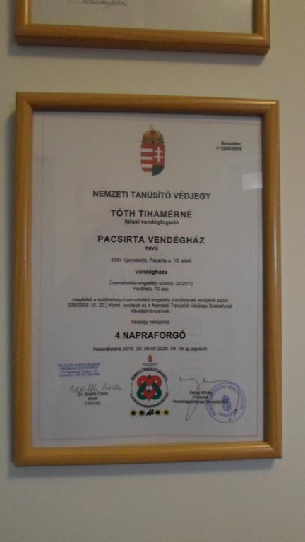 Pacsirta Vendégház Egerszalók Exterior foto